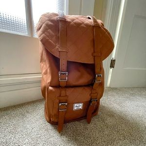 Herschel Little America Laptop Backpack Tan With Saddle Brown Straps 25L